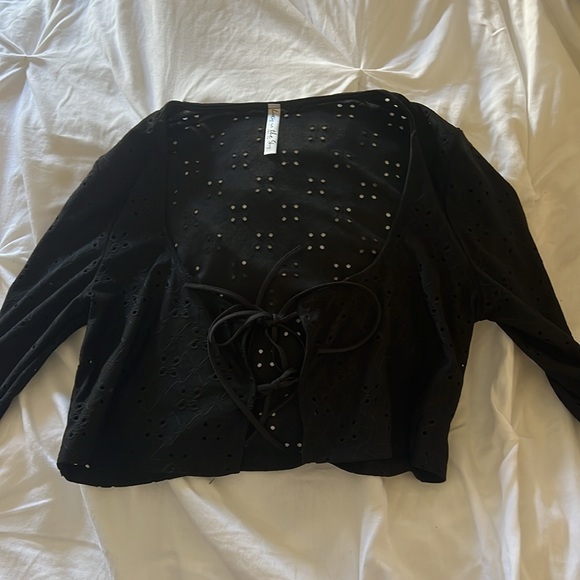 Lucy in the sky black skirt set size L (fits medium), ties in front, long sleeve - Picture 2 of 5